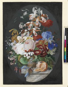 Auf einem Marmorsims, eine geschälte Orange und ein dekorierter brauner Topf mit Blumen, darunter Rosen, Pelargonien, tropische Orchideen, krautige Clematis mit einem Admiral-Schmetterling, 1792